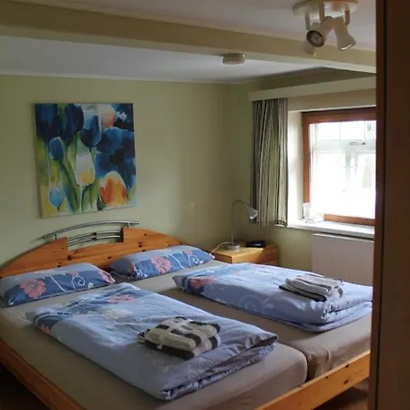 度假居 Gemutliches Ferienhaus Mit Reetdach Direkt Auf Dem Deich